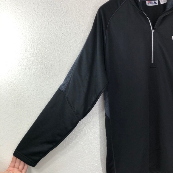 Men’s Fila Half Zip Pullover Sweatshirt - Picture 3 of 6